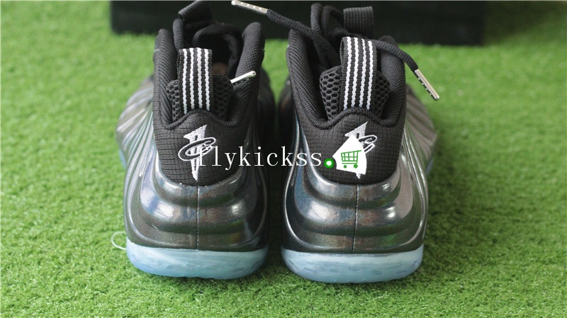 Nike Air Foamposite One Hologram